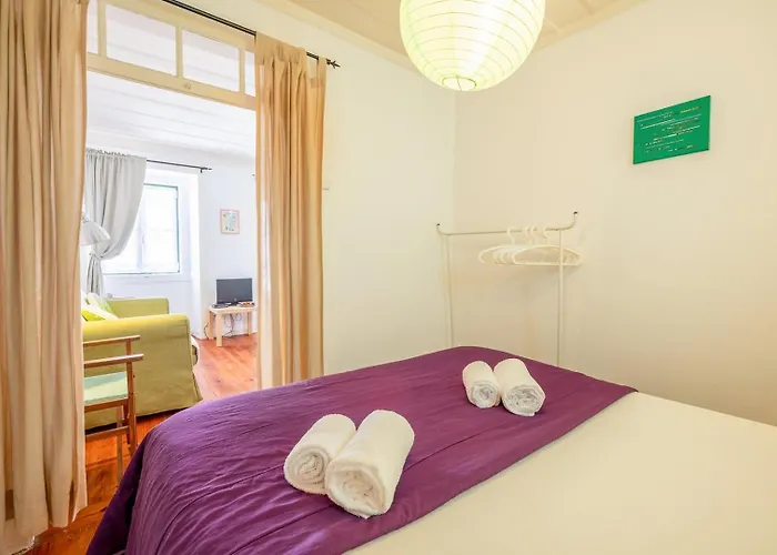 Guestready - Colorful Marreiros Heart *